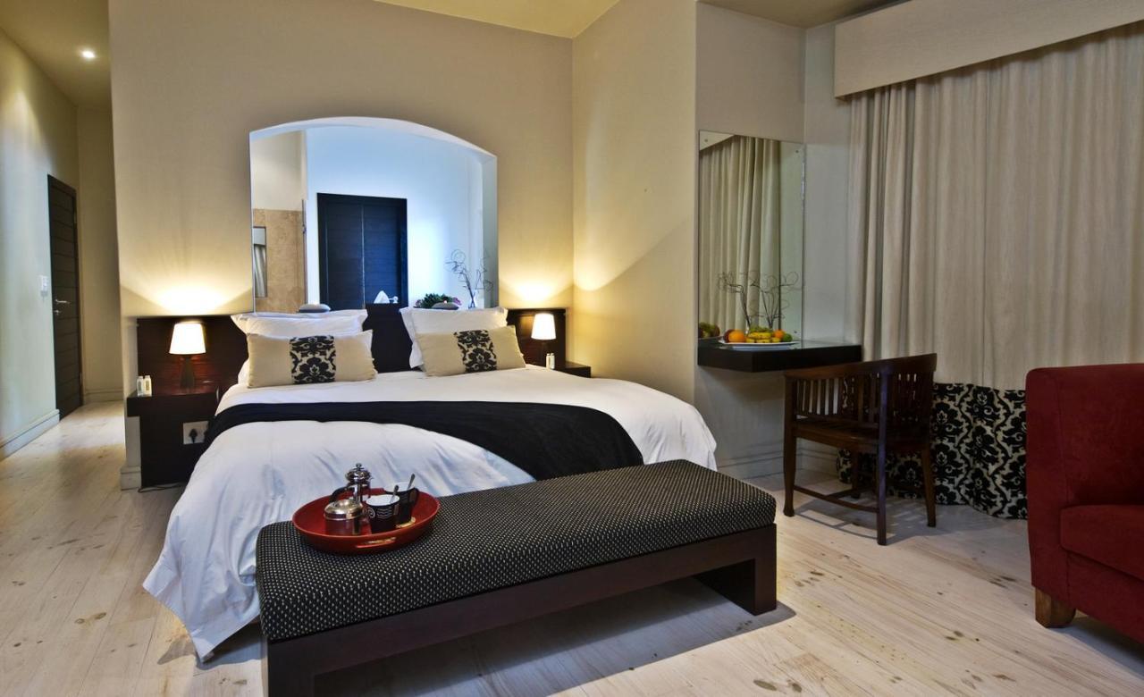 Lodge On The Lake And Wellness Spa วิลเดอร์เนส ห้อง รูปภาพ